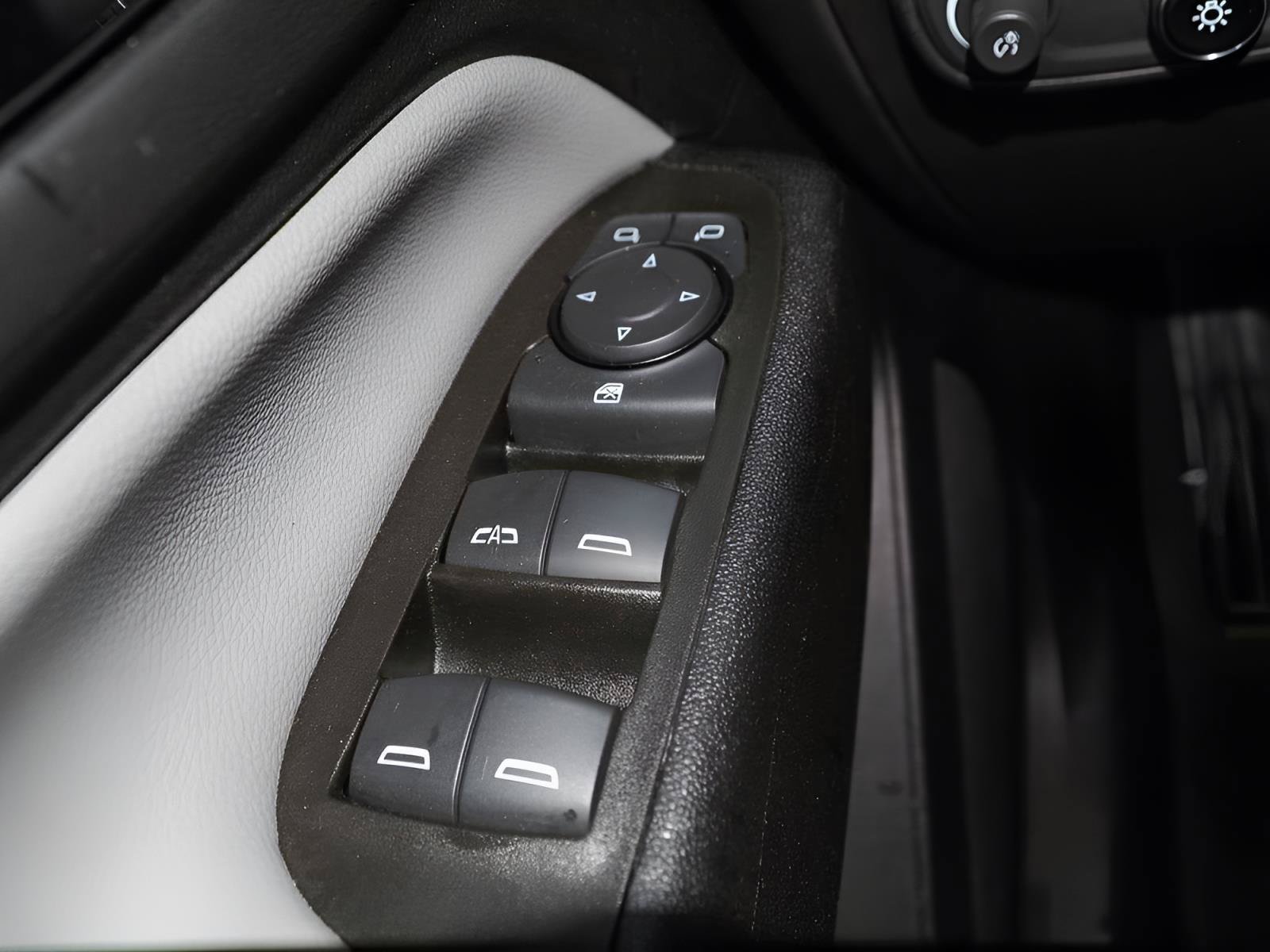 Certified 2023 Chevrolet Equinox LS w/ LS Convenience Package AWD/4WD image 26