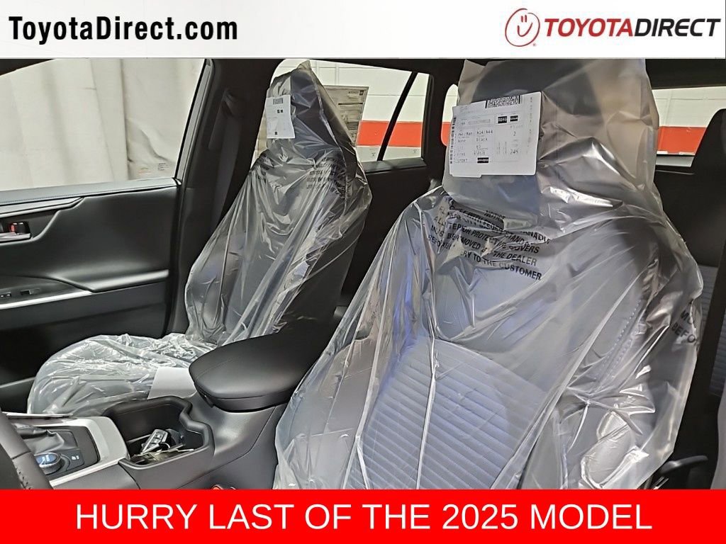New 2025 Toyota RAV4 XSE image 11