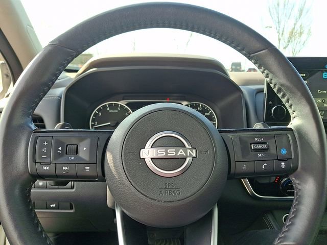 Used 2022 Nissan Rogue SL w/ SL Premium Package image 19