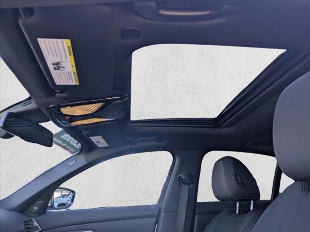 Used 2023 BMW 330i Sedan w/ Premium Package image 15