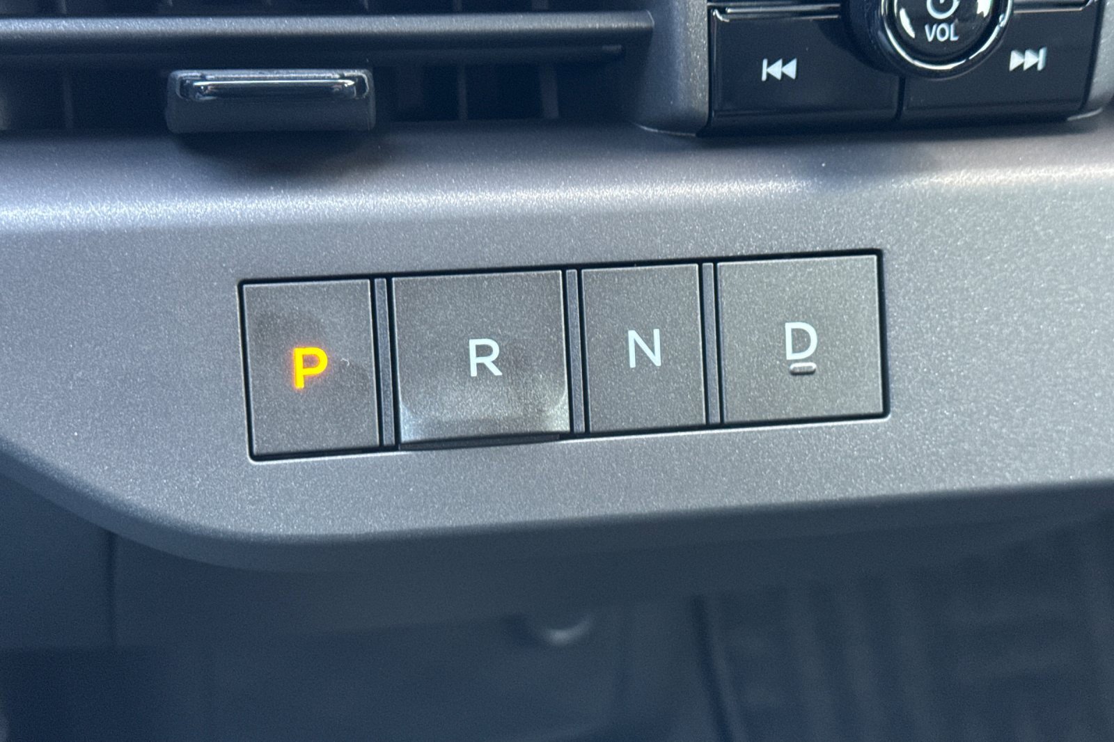 New 2026 Nissan Leaf SV+ w/ Floor Mat Package (SV+) image 19