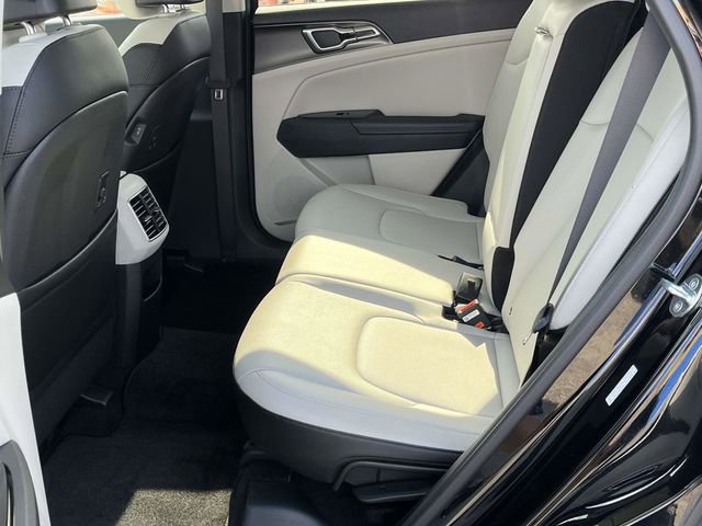 Used 2023 Kia Sportage EX FWD image 15