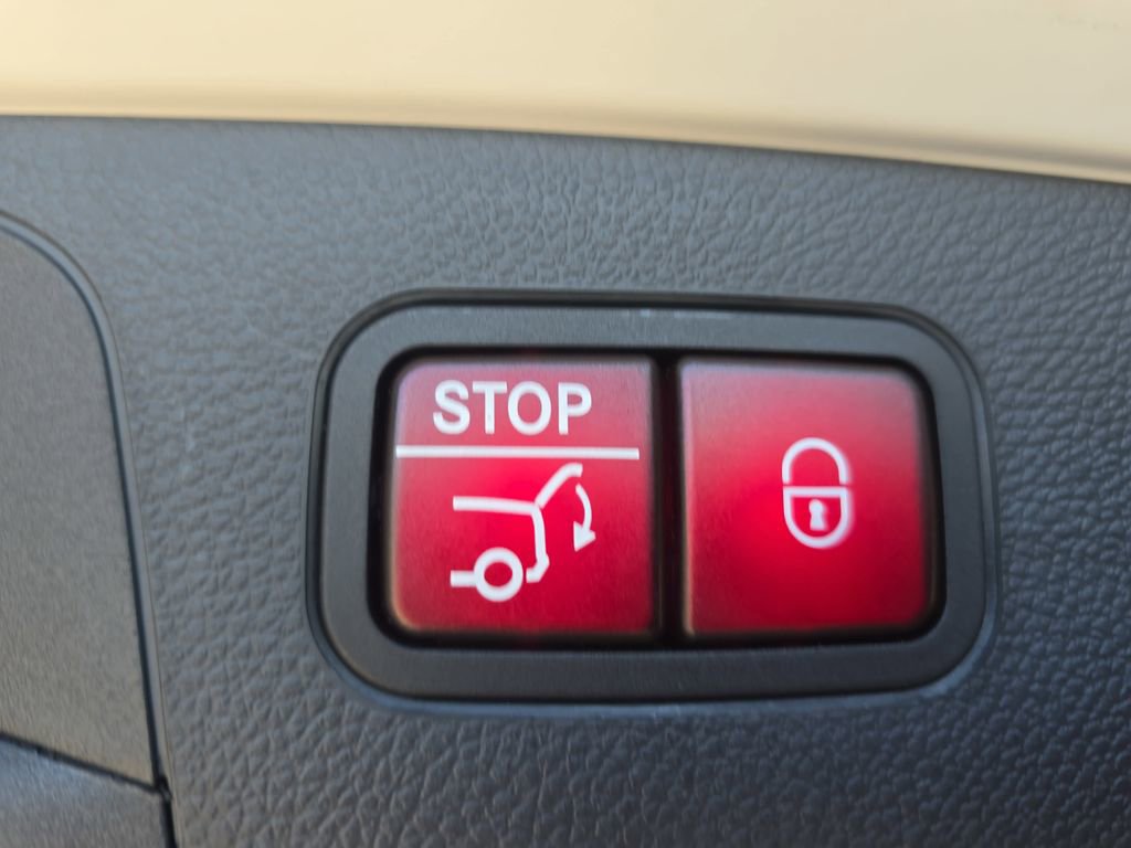 Certified 2022 Mercedes-Benz GLC 300 4MATIC image 14