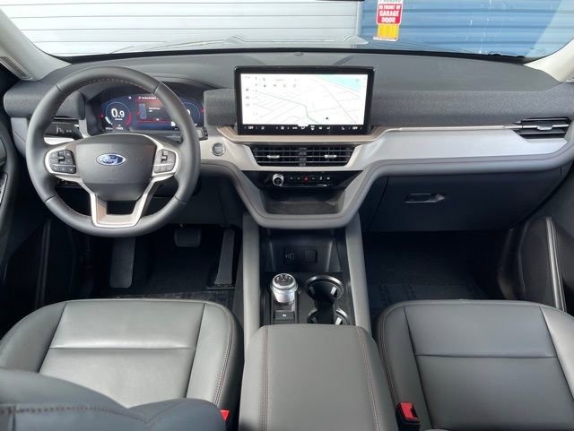 New 2026 Ford Explorer Active w/ Active Comfort Package image 5