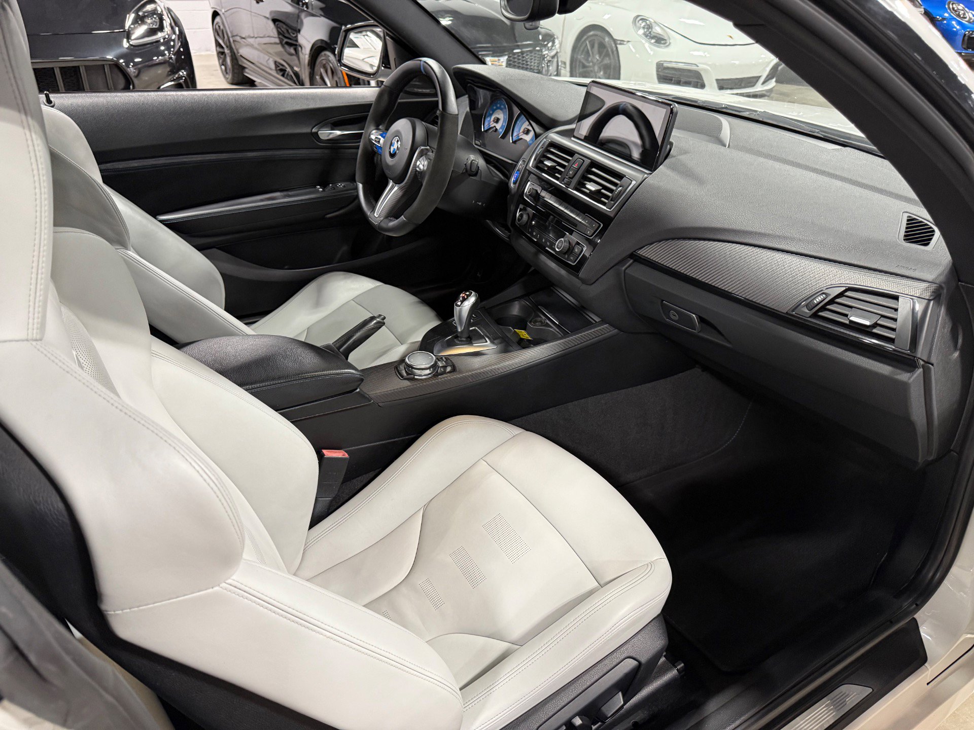 Used 2016 BMW M2 image 47