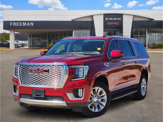 Used 2023 GMC Yukon XL Denali AWD/4WD image 1