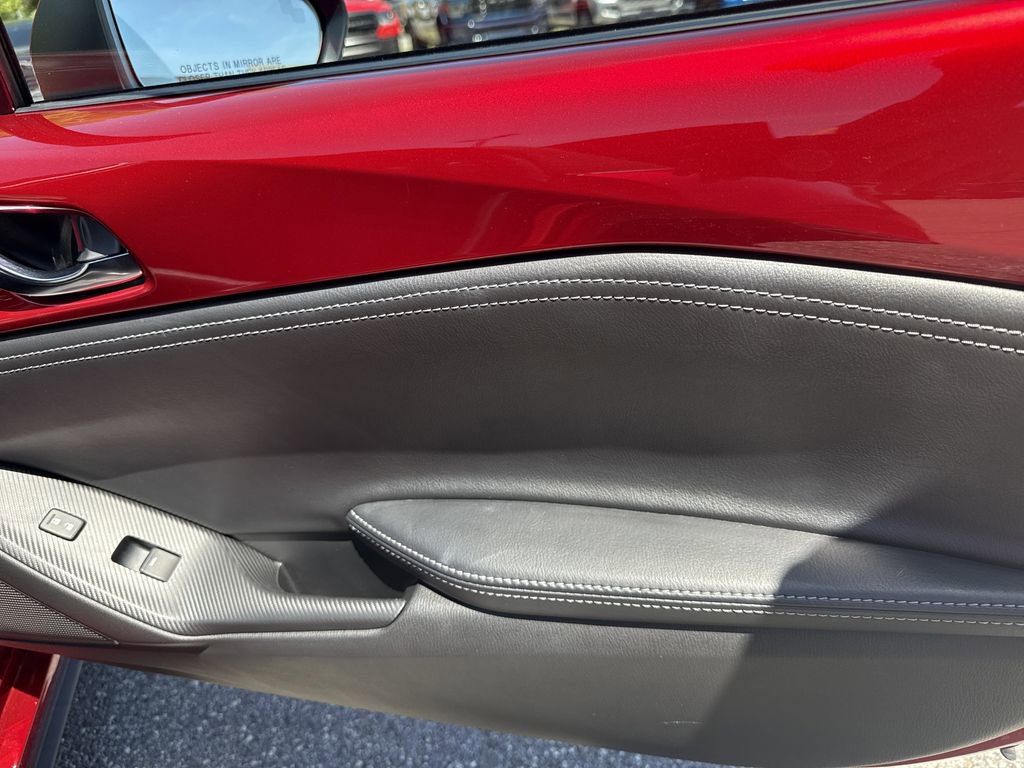 Used 2022 MAZDA MX-5 Miata Grand Touring w/ Weather Package RWD image 14