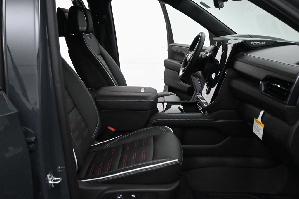 New 2026 GMC Yukon AT4 Ultimate w/ LPO, Floor Liner Package AWD/4WD image 27