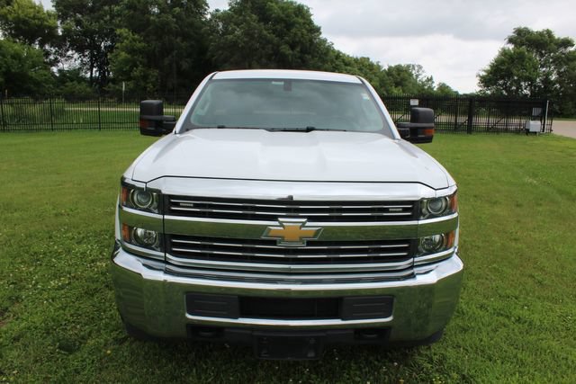 Used 2018 Chevrolet Silverado 2500 W/T w/ WT Convenience Package AWD/4WD image 3