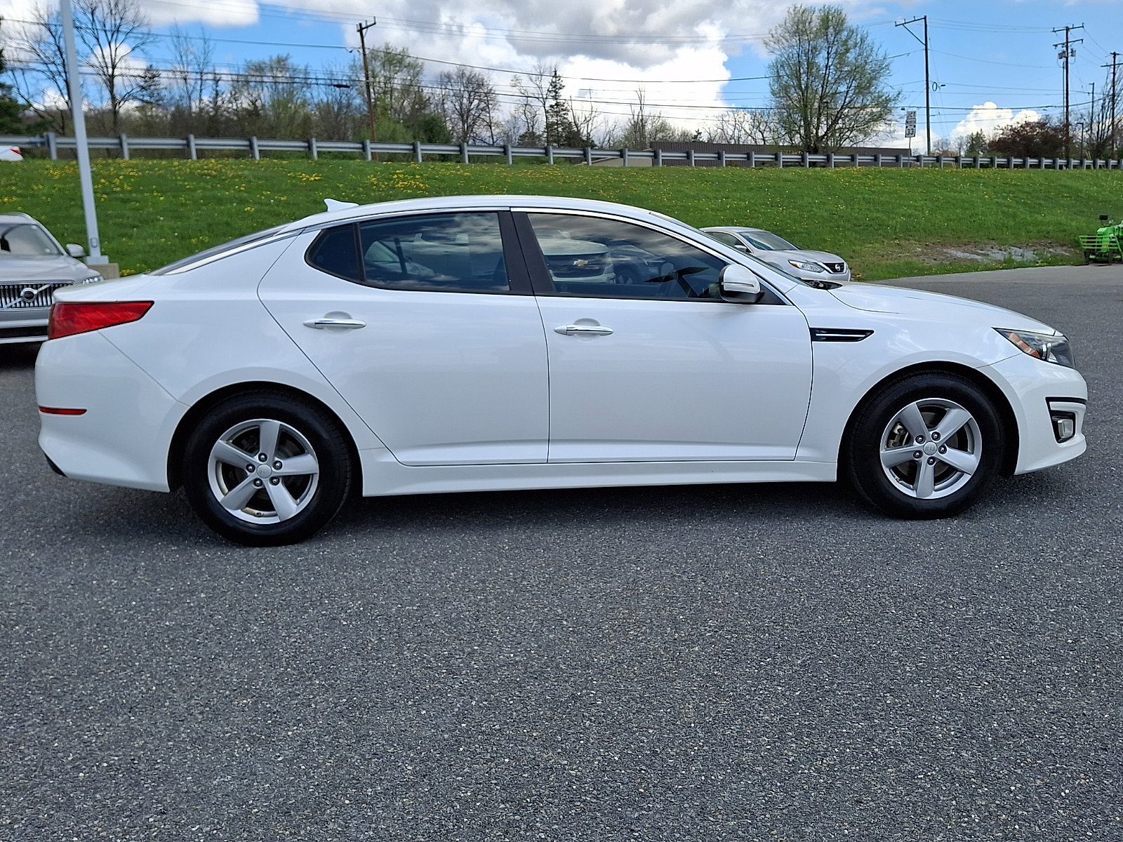 Used 2015 Kia Optima LX FWD image 7