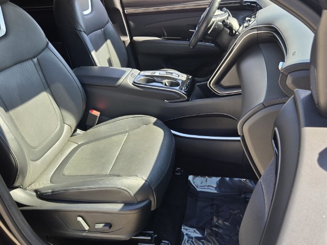 Used 2024 Hyundai Tucson Limited FWD image 16