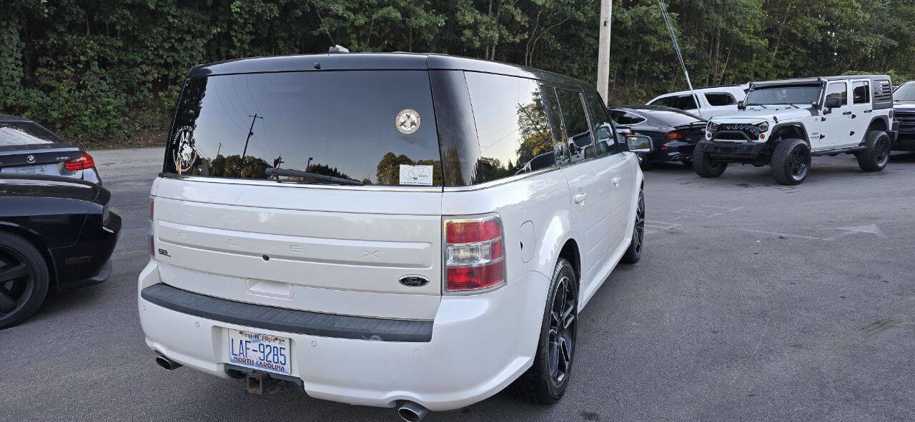 Used 2013 Ford Flex SEL image 6