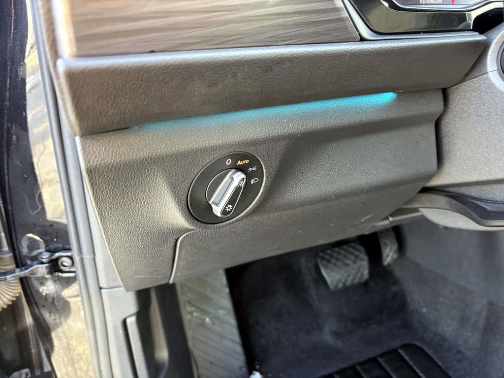 Used 2022 Volkswagen Jetta SEL image 14