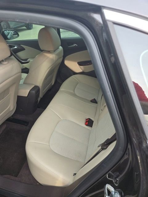 Used 2013 Buick Verano FWD image 10