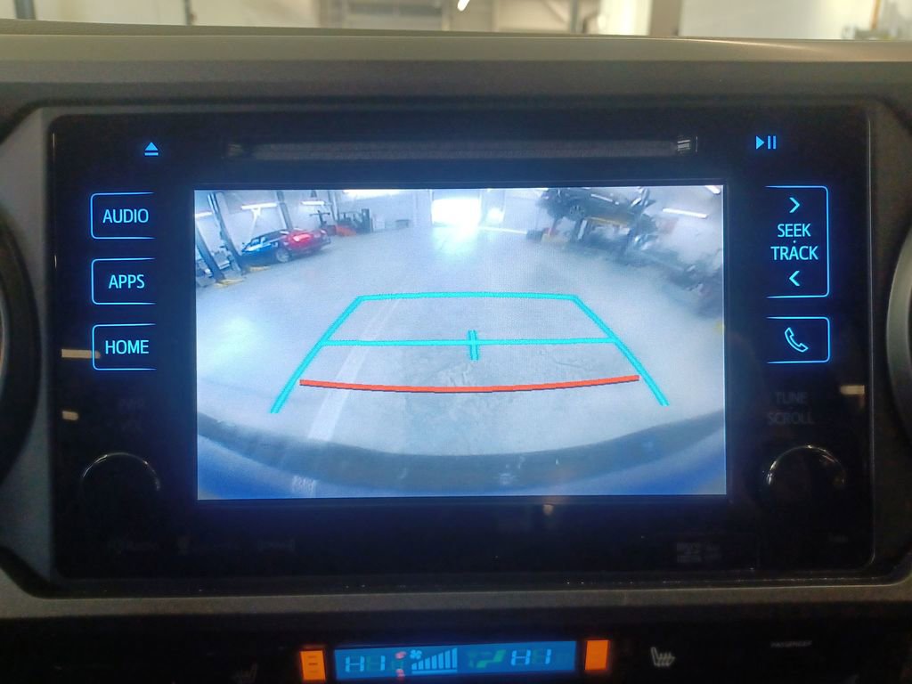 Used 2017 Toyota Tacoma TRD Sport w/ Premium & Technology Package image 19