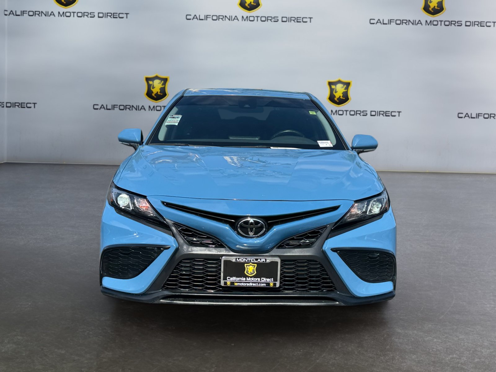 Used 2023 Toyota Camry SE FWD image 8