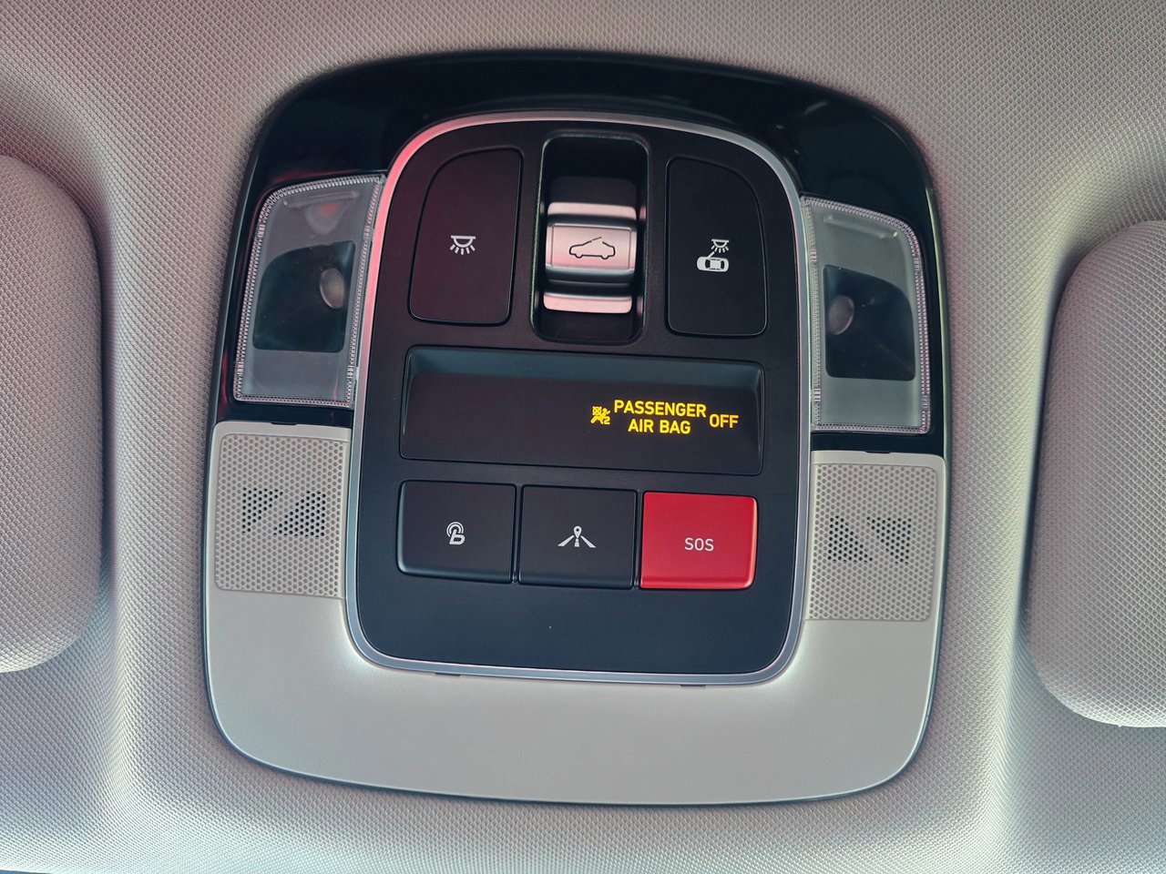 Used 2023 Hyundai Sonata Limited image 25