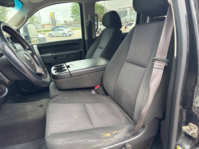 Used 2014 Chevrolet Silverado 2500 LT w/ Z71 Appearance Package AWD/4WD image 21