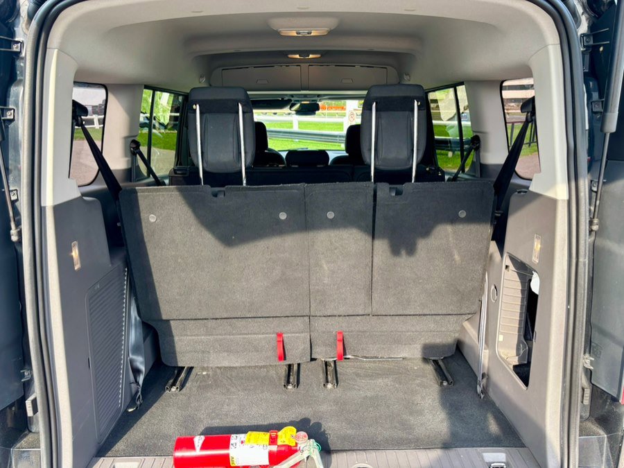 Used 2020 Ford Transit Connect XLT FWD image 29