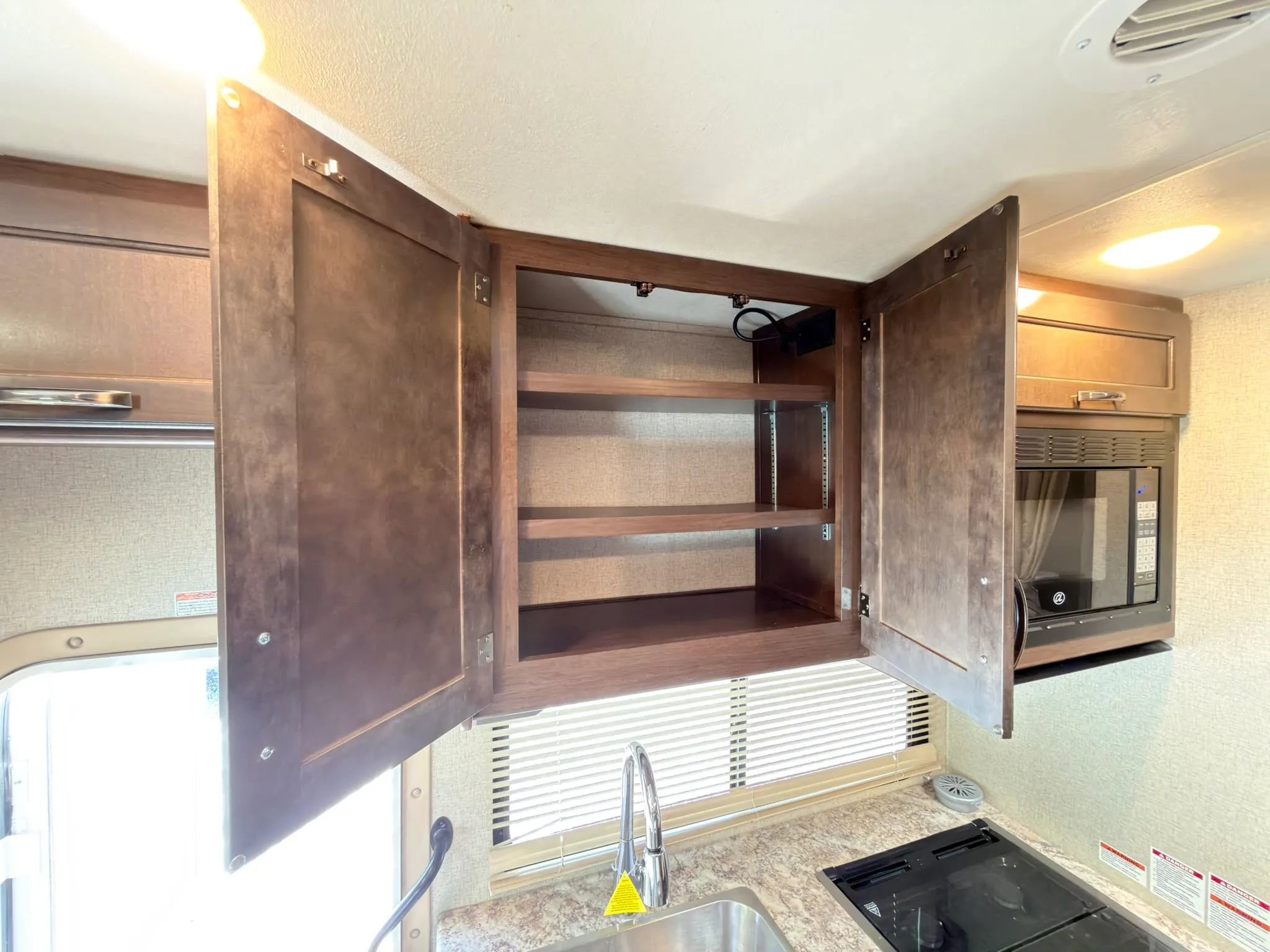 Used 2019 Ford E-350 and Econoline 350 Super Duty w/ Motorhome Prep Package RWD image 13