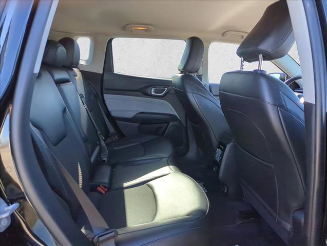 Used 2022 Jeep Compass Latitude image 14