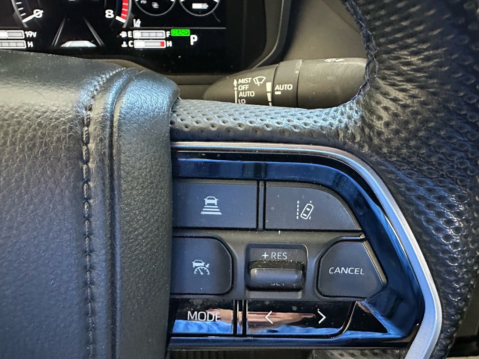 Used 2024 Toyota Tundra Platinum AWD/4WD image 46