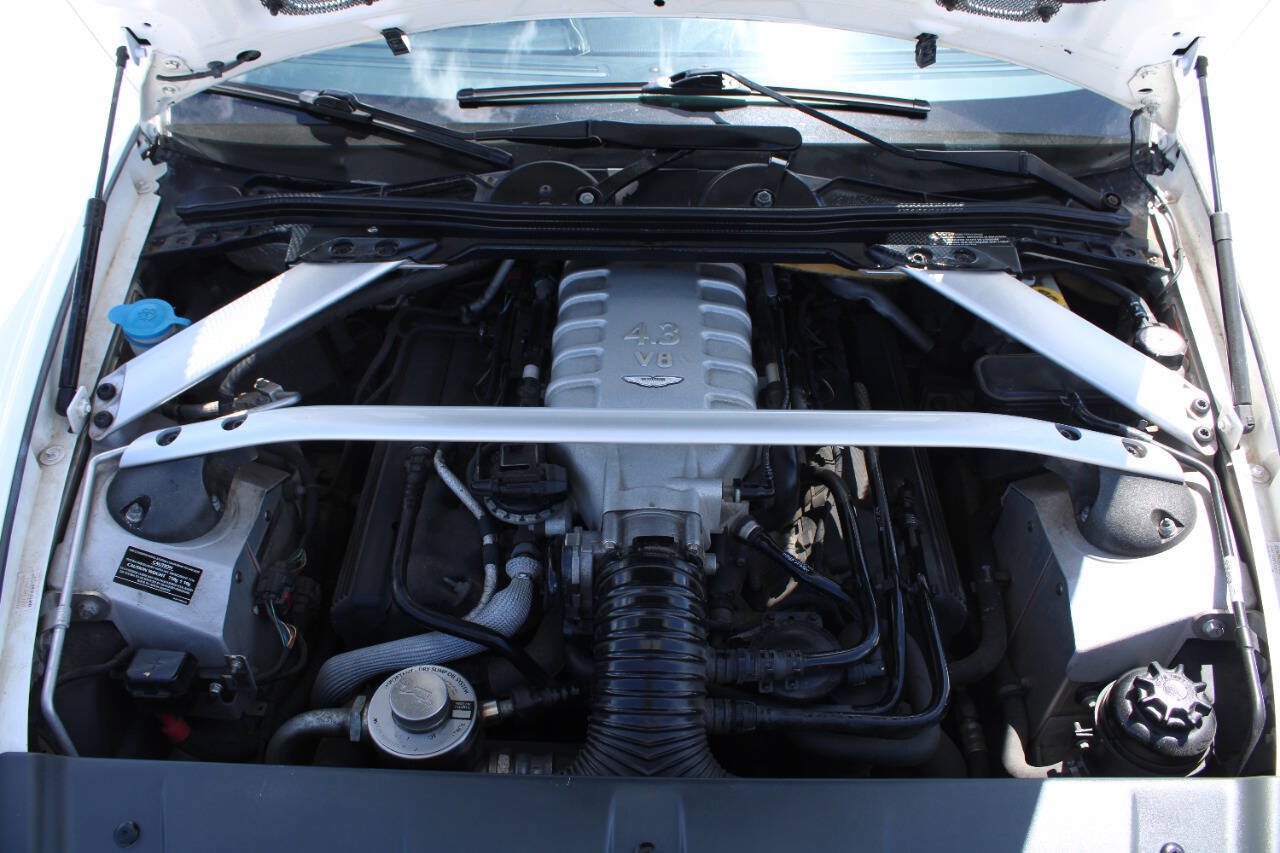 Used 2008 Aston Martin V8 Vantage Coupe RWD image 36