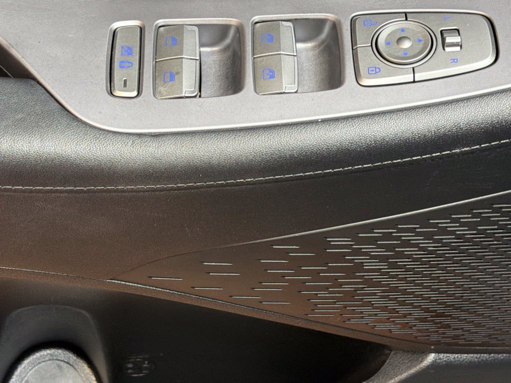 Used 2024 Hyundai Palisade SEL FWD image 24