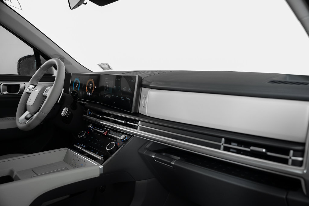 New 2026 Hyundai Santa Fe SE FWD image 35