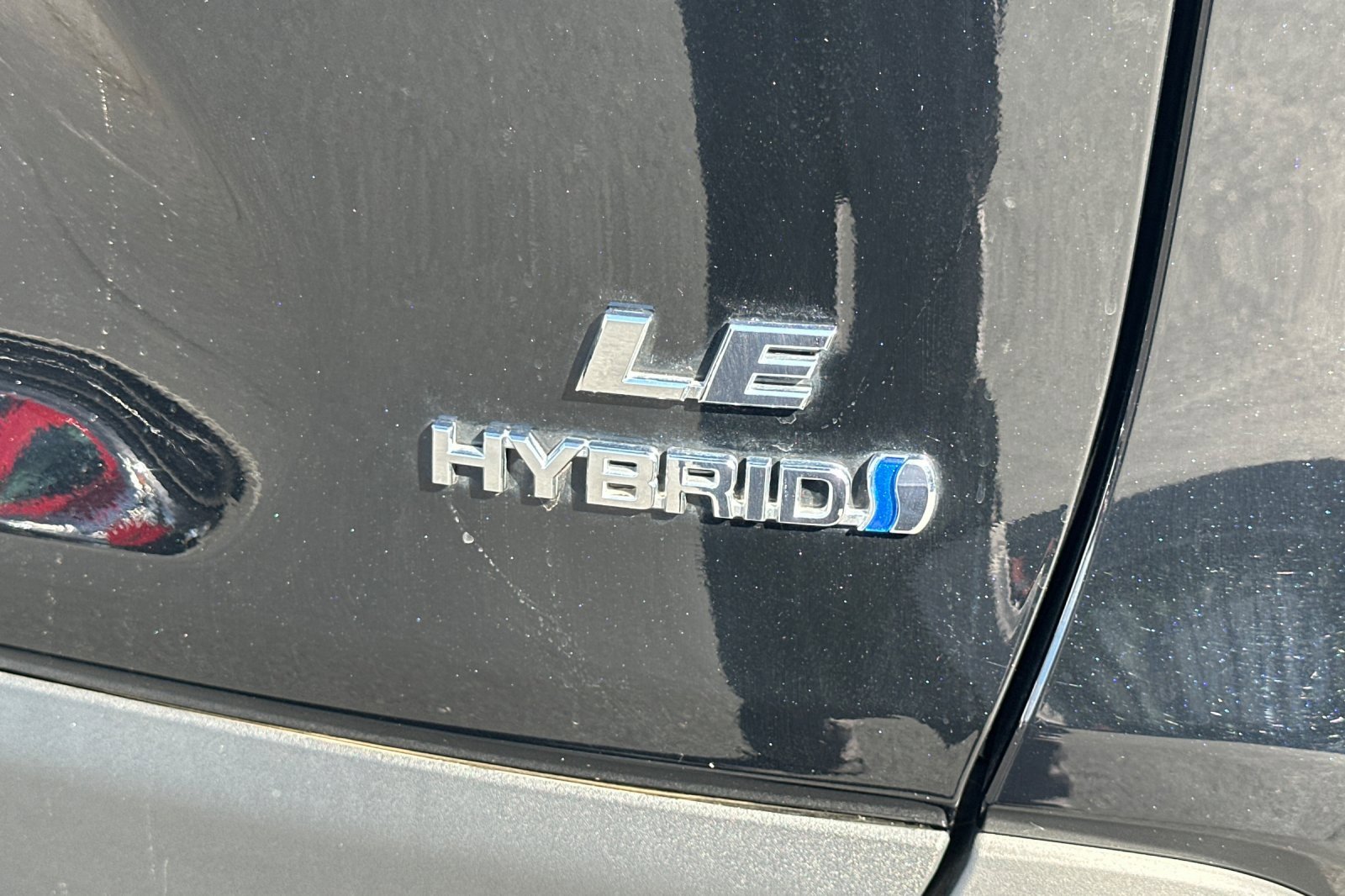 Used 2022 Toyota RAV4 LE image 48