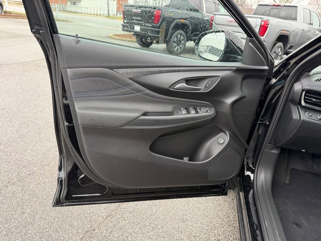 New 2026 Buick Envista Sport Touring w/ Convenience II Package image 26