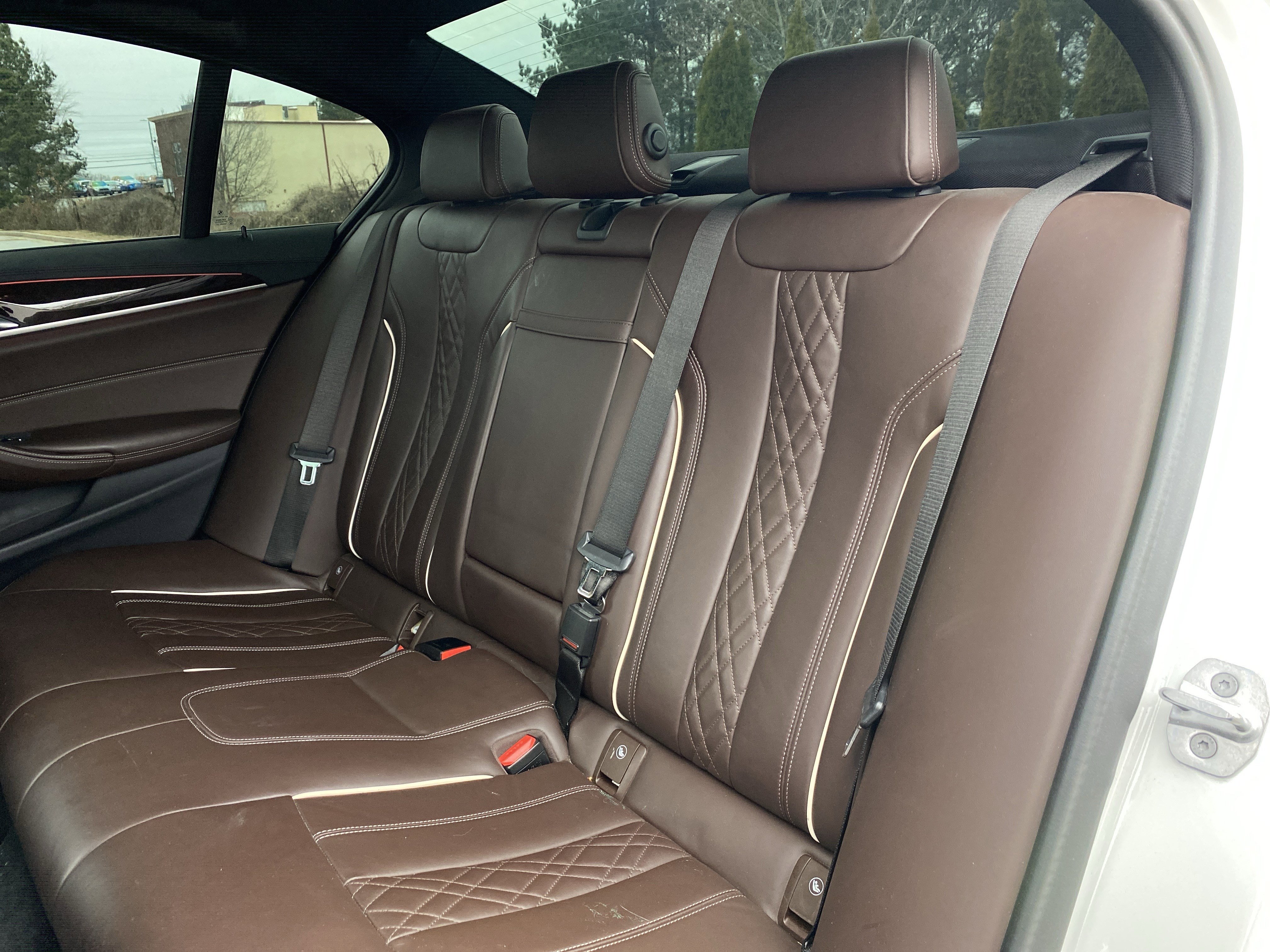 Used 2020 BMW M550i xDrive w/ Premium Package image 8