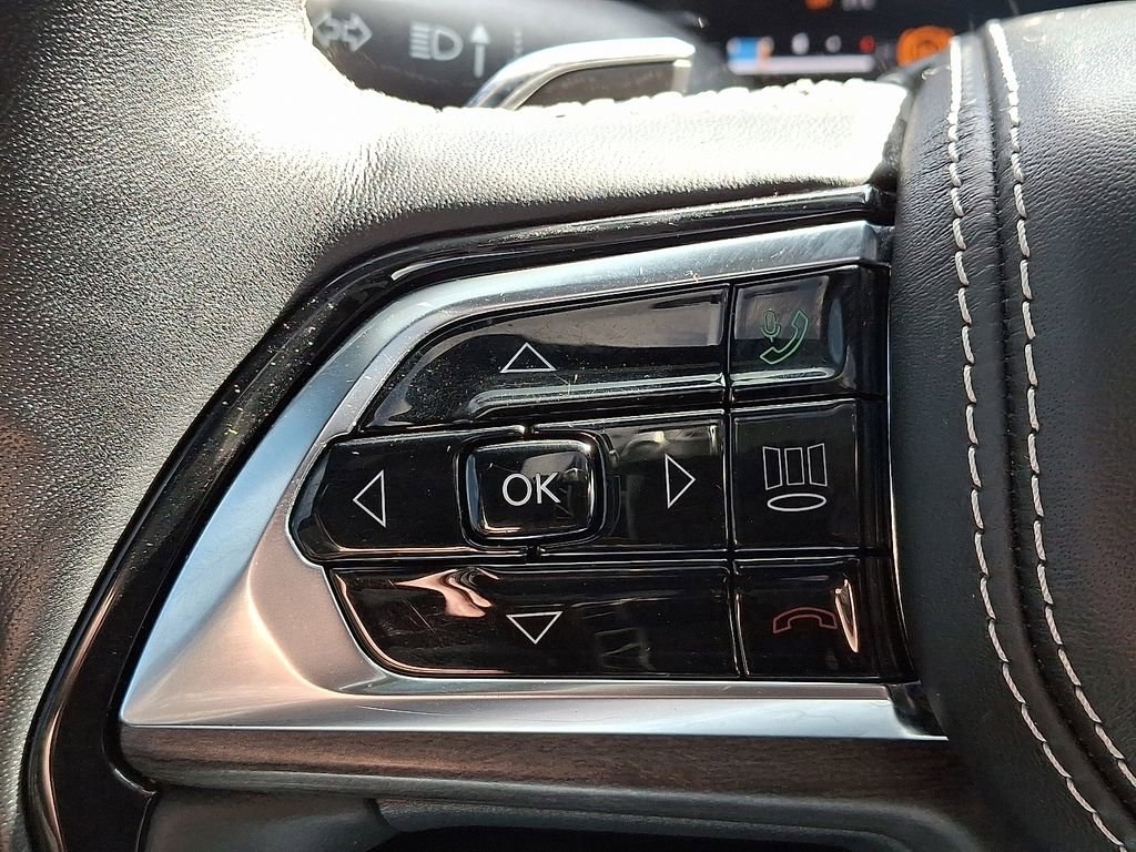 Used 2021 Jeep Grand Cherokee L Overland w/ Advanced Protech Group III image 24