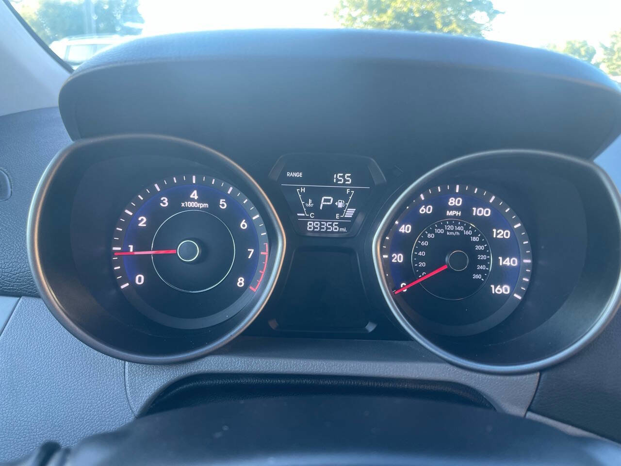 Used 2015 Hyundai Elantra SE FWD image 16