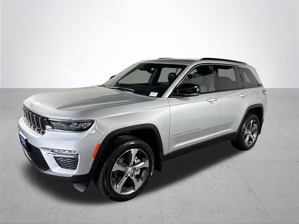 New 2025 Jeep Grand Cherokee Limited w/ MOPAR Finishing Package image 2