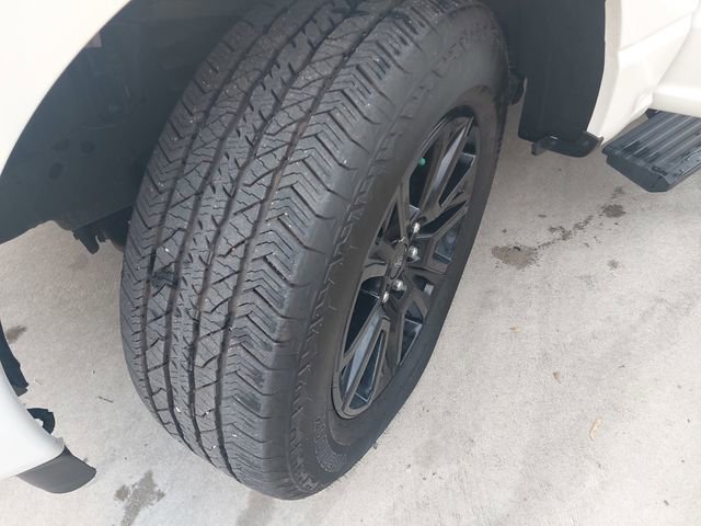 Used 2024 Ford F150 Platinum w/ FX4 Off-Road Package image 30