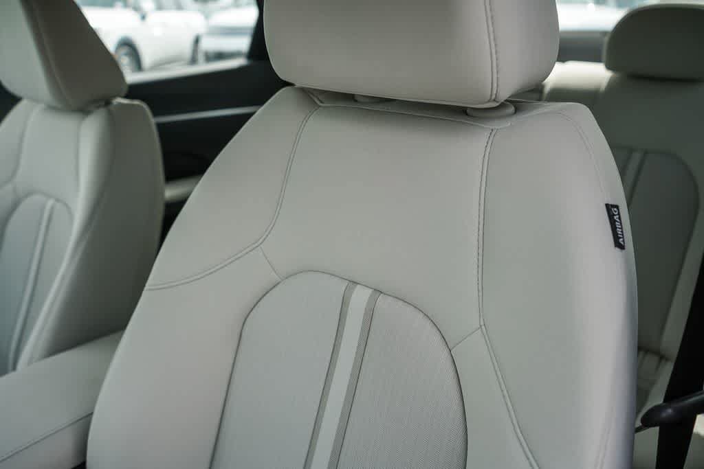 New 2026 Hyundai Sonata SEL FWD image 23