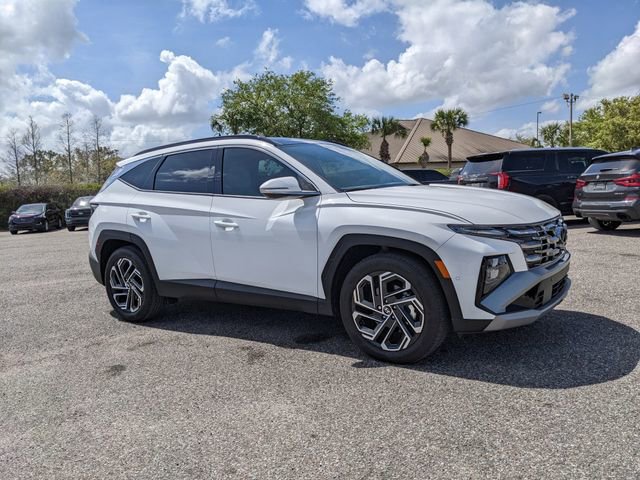 Used 2025 Hyundai Tucson Limited image 2