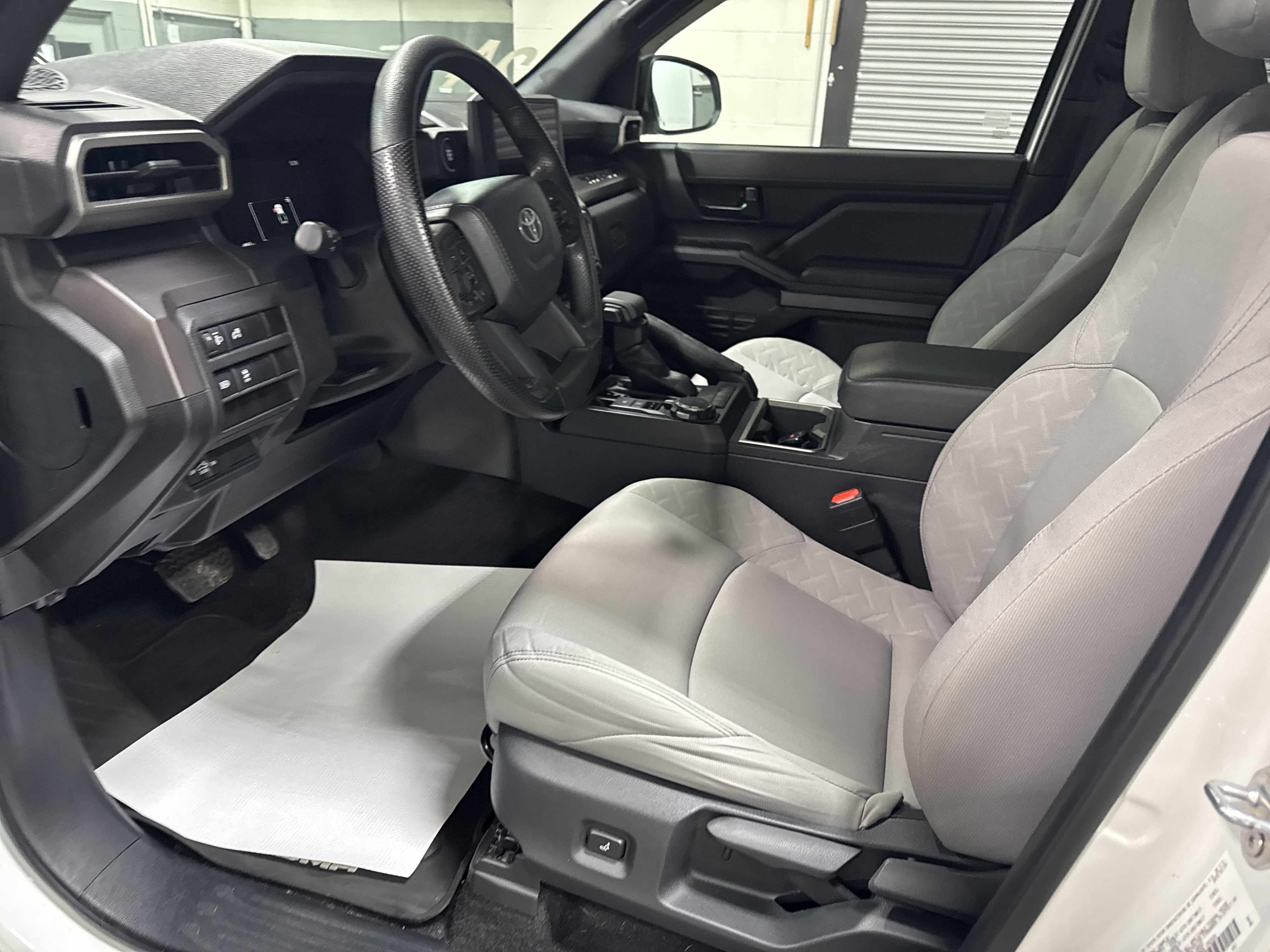 Used 2024 Toyota Tacoma SR5 image 14