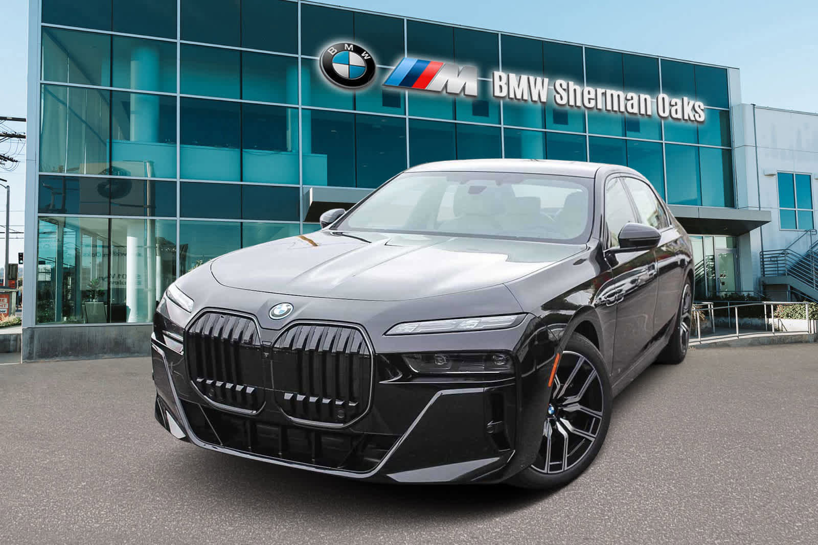 New 2026 BMW i7 xDrive60 w/ Executive Package image 2