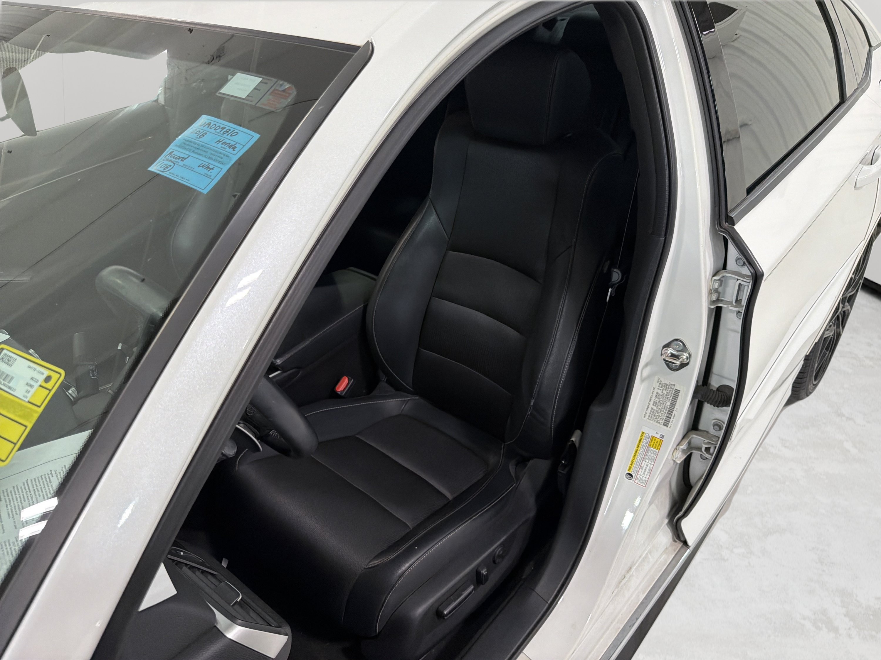 Used 2018 Honda Accord Sport image 10