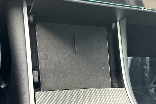 Used 2020 Tesla Model Y Performance image 35