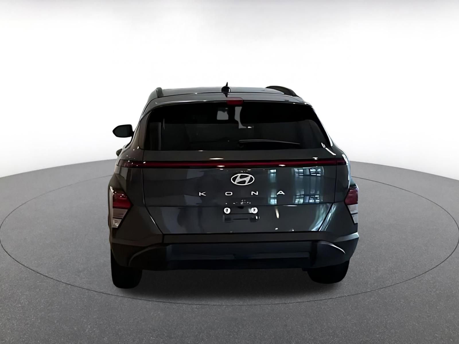 Used 2025 Hyundai Kona SEL FWD image 10