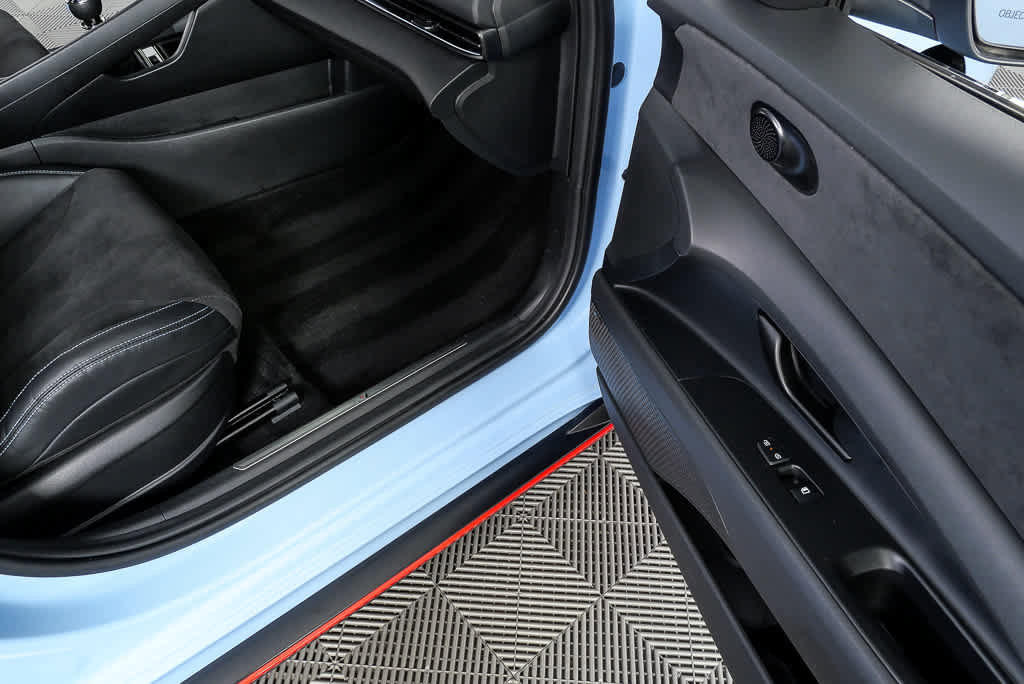 Certified 2025 Hyundai Elantra N image 23