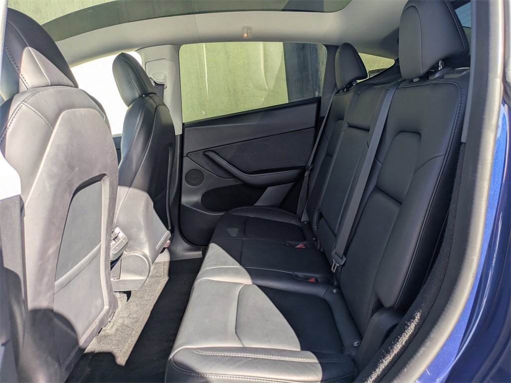 Used 2022 Tesla Model Y Performance image 15