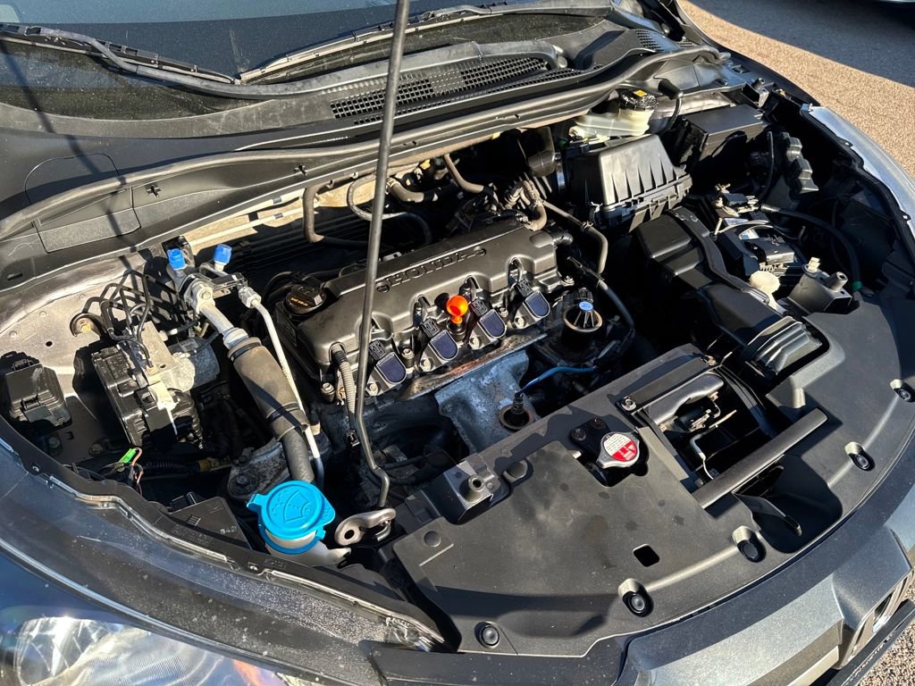 Used 2017 Honda HR-V LX image 41