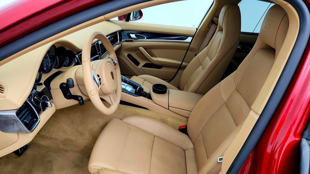 Used 2016 Porsche Panamera 4 Edition AWD/4WD image 21