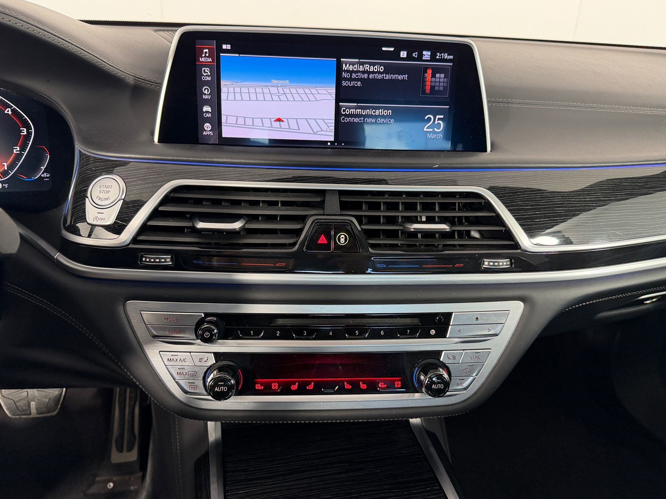 Used 2020 BMW M760i xDrive w/ Luxury Rear Seating Package image 26