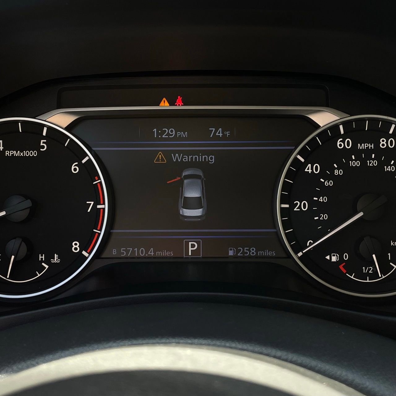 Used 2024 Nissan Altima 2.5 SV FWD image 16
