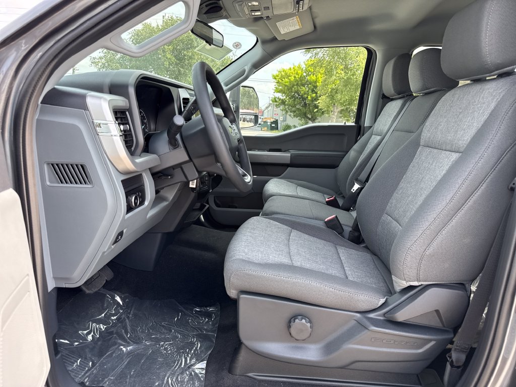 New 2026 Ford F250 XL w/ STX Appearance Package AWD/4WD image 19